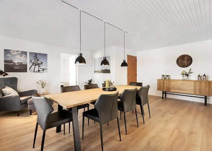 8818-hvide-sande-troldbjergvej-4-1-sal * Hvide Sande