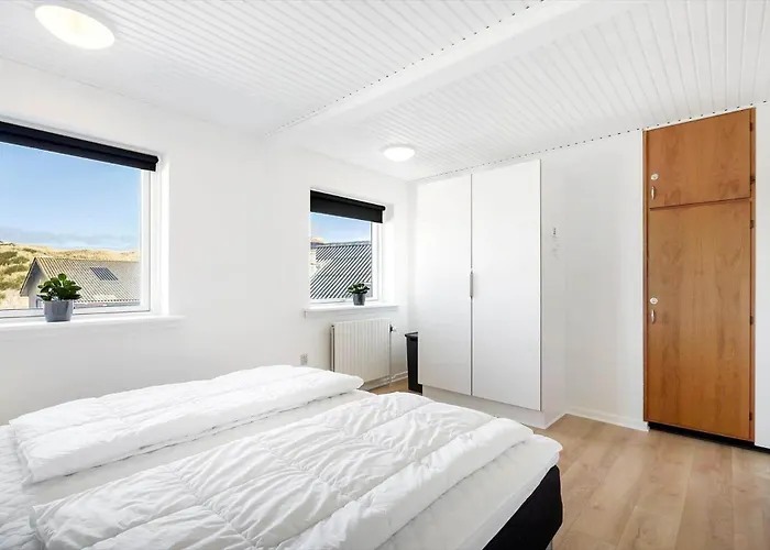 8818-hvide-sande-troldbjergvej-4-1-sal * Hvide Sande